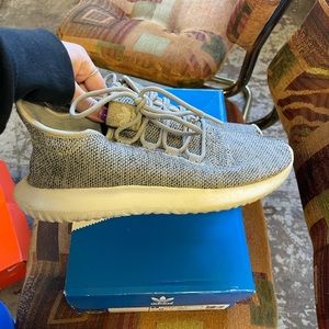 Adidas Tubular Shadows